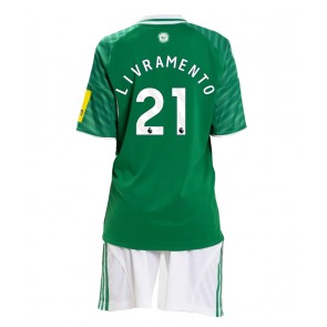 Newcastle United Tino Livramento #21 Gostujuci Dres za Dječji 2025-26 Kratak Rukavima (+ kratke hlače)